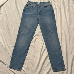 BDG Mom Jeans Sz 26